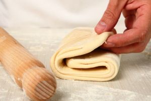 Philippe Etchebest dévoile une recette rapide de pâte feuilletée