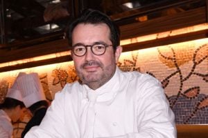 La technique facile et rapide de Jean-François Piège pour cuire parfaitement un filet de poisson à la maison