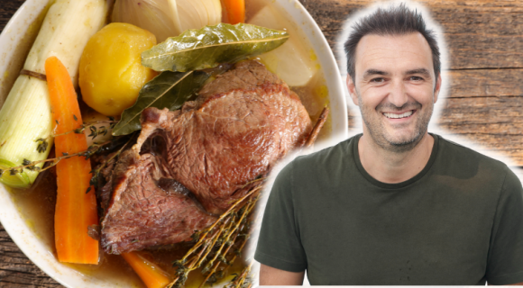 Cyril Lignac remet le pot-au-feu à l’honneur en proposant sa revisite de ce plat traditionnel !