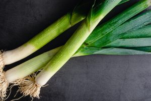 "Il ne se cuit pas, il se chauffe" : le conseil d’Alain Passard pour réussir la cuisson du  poireau