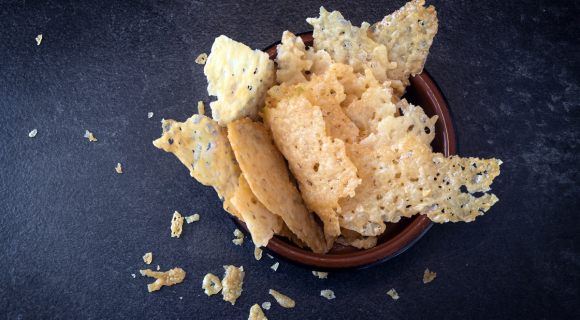 Chips de Beaufort : la recette du chef étoilé Jean Sulpice parfaite pour l'apéritif