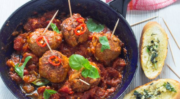 Une recette réconfortante pour le week-end : les polpette de Denny Imbroisi, des boulettes de viandes irrésistibles