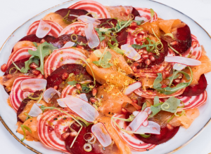 Carpaccio de saumon, betteraves multicolores