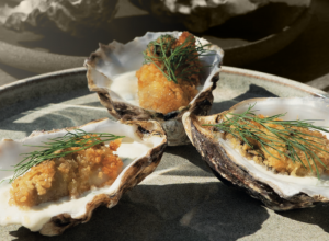 Huîtres panées et sauce citronnée