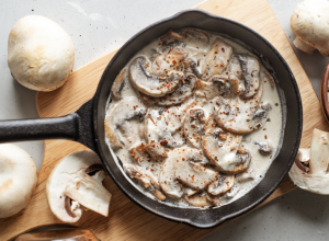 Champignons de Paris à la crème fraîche