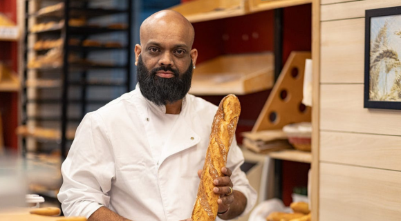 Sa tradition vient d'être élue meilleure baguette d'Île-de-France 2026 et va être servie à l'Elysée