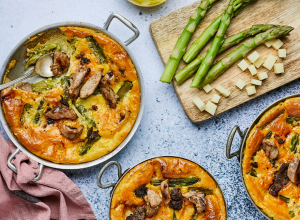 Petits clafoutis salés à l'agneau et aux asperges vertes