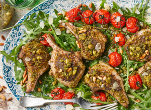 Côtes d'agneau en croute de pesto