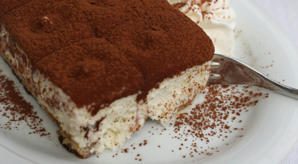 “C’est ça qu’on aime” : Nicolas Paciello livre sa recette du tiramisu