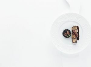 Râble de lièvre bardé de lard blanc par Alain Ducasse