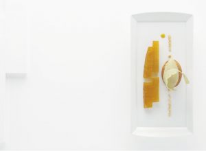 Ananas rôti, macadamia par Alain Ducasse