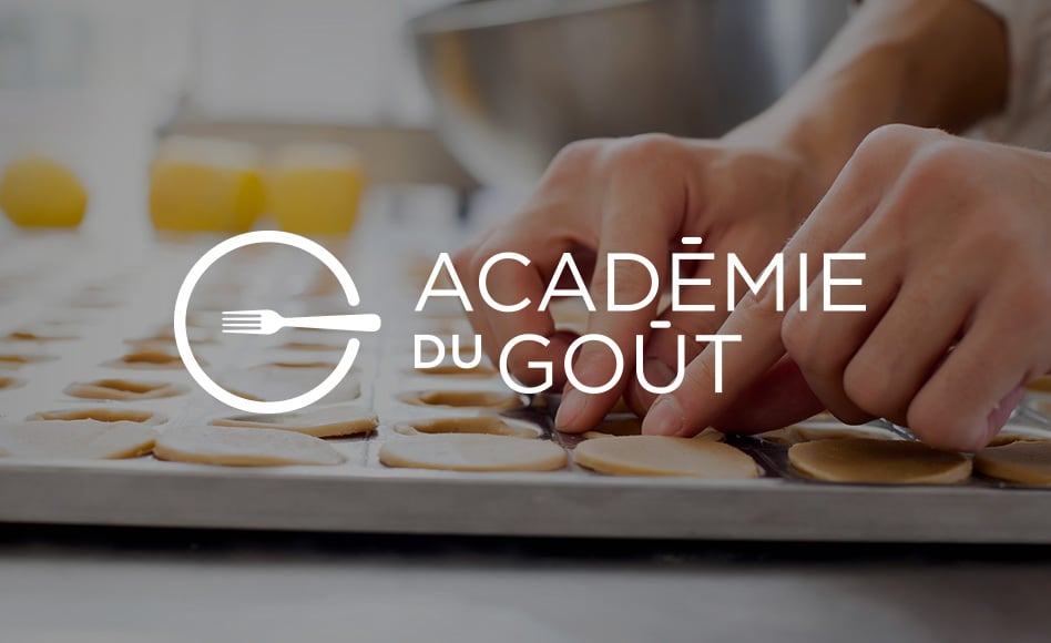 Faisselle Banane Crumble Cacao Pour Bebe Par Alain Ducasse